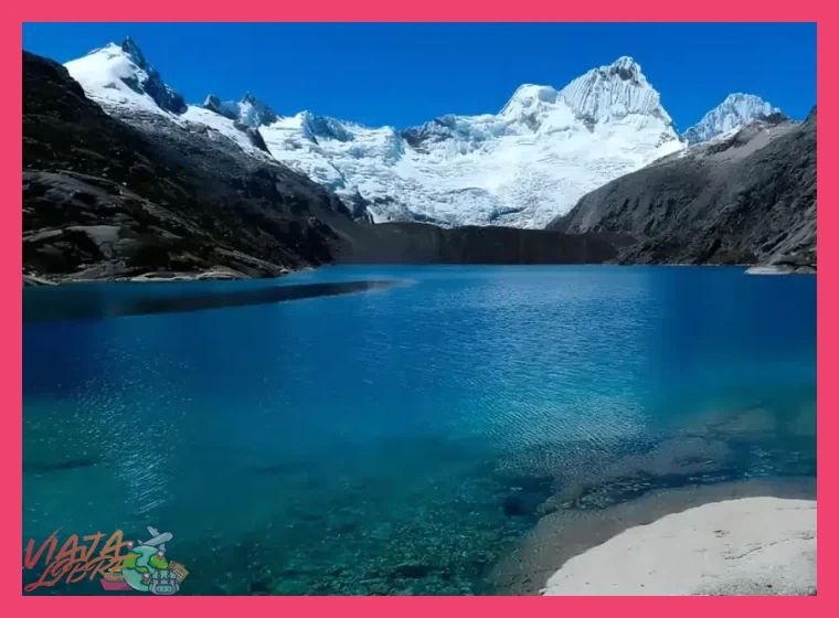 2. Joyas de Altura: Las Lagunas Glaciares de la Cordillera