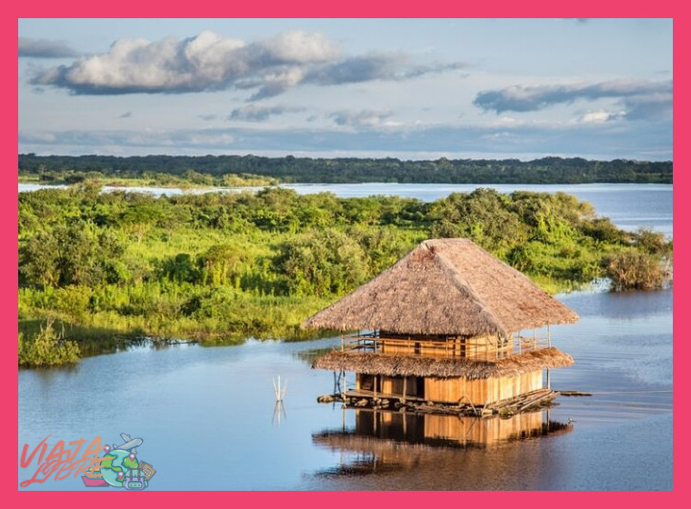 ¿A qué tipo de ecosistema selvático (alta o baja) corresponde la región de Iquitos en este recorrido?
