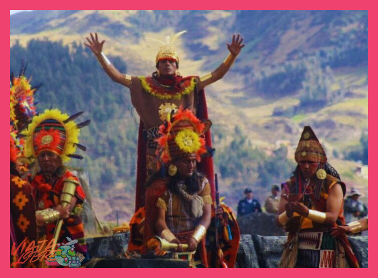 ¿Cómo se integra la lengua quechua en el desarrollo de las festividades?