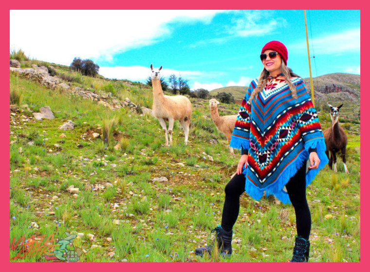 ¿Cuál es el precio de un tour rural de 2 días que incluya las islas aimaras de Taquile y Amantaní en el Lago Titicaca?
