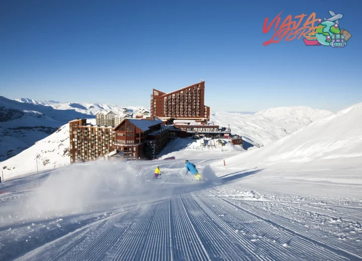 ¿Cuál es la mejor época para visitar destinos de nieve según el país?