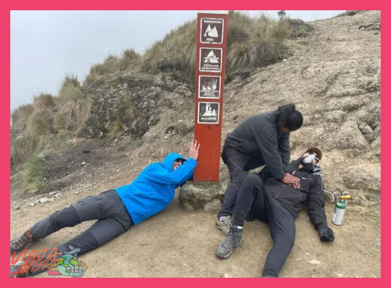 ¿Cuáles son las estrategias más efectivas para prevenir el mal de altura (soroche) al llegar a Cusco y la región andina?