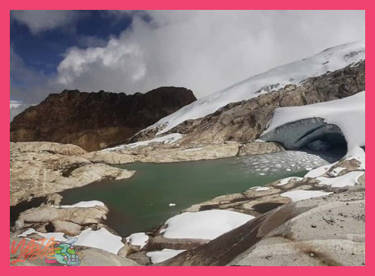 ¿Cuántas lagunas de origen glaciar se pueden visitar en el ámbito de la Cordillera Blanca, especialmente aquellas vinculadas a las rutas de las comunidades pastoriles?