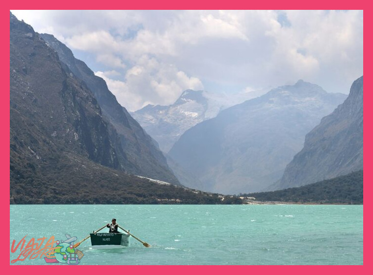Destinos Emblemáticos: Del Lago Titicaca a la Cordillera Blanca