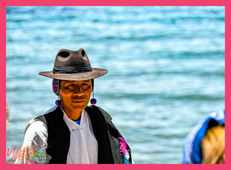 Estancia aimara en Taquile isla flotante Lago Titicaca tejido y pesca - Estancia aimara en