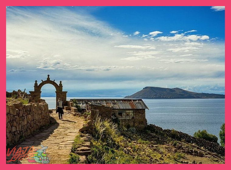 ¿Existe la posibilidad de realizar una visita de 1 día a las islas de Taquile y Amantaní para experimentar el turismo rural aimara?