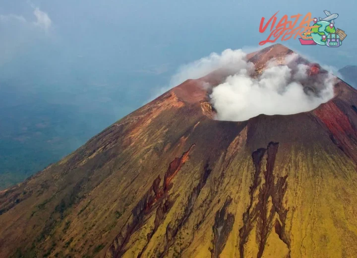 Guía de destinos volcánicos para exploradores en América