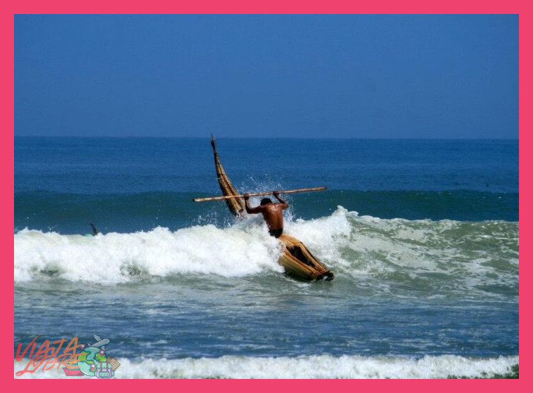 Las Olas de Huanchaco: Un Patrimonio Natural para el Surf Mundial