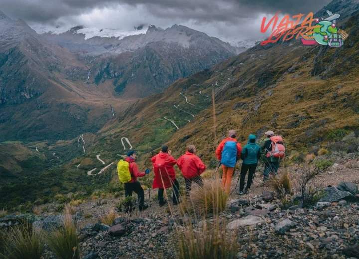 ¿Peru Hiking Guide: Best Time, Routes & Tips - Explorandes?
