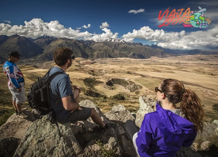 Pilares del turismo sostenible: ambiental, social y económico