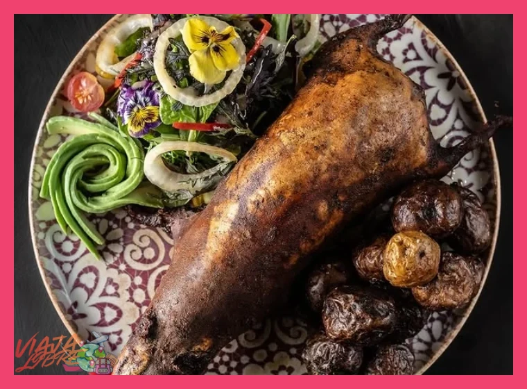 ¿Por qué el cuy es un ingrediente central en la gastronomía rural andina?
