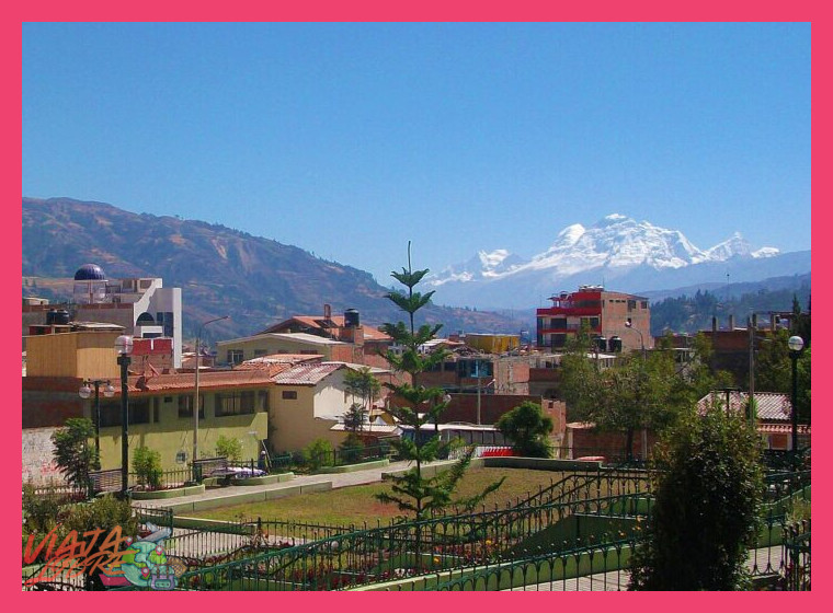¿Qué características definen a las auténticas estancias rurales en la región de Huaraz y la Cordillera Blanca, y cómo permiten experimentar la vida altoandina?