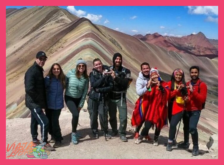 ¿Qué debo llevar para la caminata a Vinicunca?