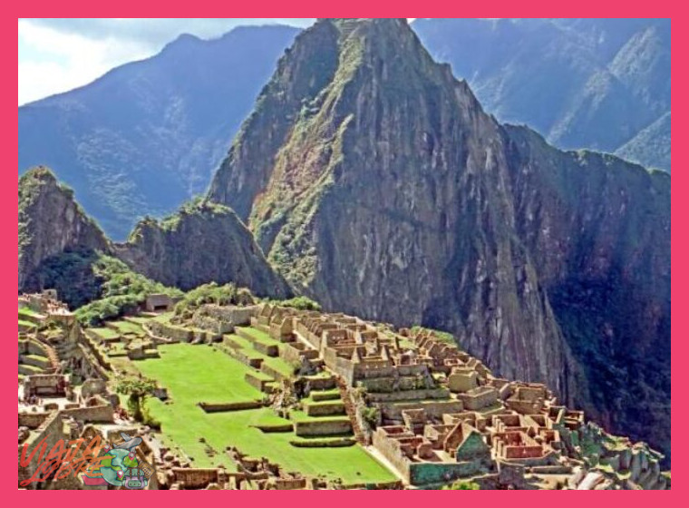 ¿Qué elementos naturales, patrimoniales y turísticos caracterizan actualmente la zona de Cabo Blanco en Piura?