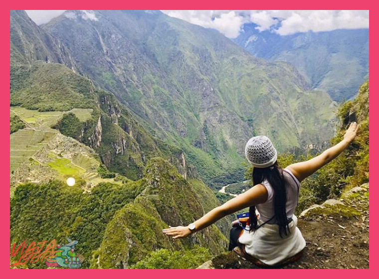 ¿Qué nivel de exigencia física tiene este tour combinado?