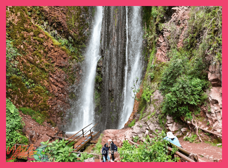 ¿Qué otras atracciones naturales, además de las cataratas, se pueden visitar en la zona?